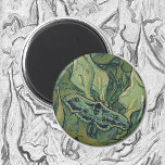 Aimant Great Peacock Moth par Vincent van Gogh<br><div class="desc">Great Peacock Moth (1889) de Vincent van Gogh est une peinture naturelle de post impressionnisme-nature vintage. Un insecte, l'Empereur Moth, dans un jardin de printemps avec des fleurs de Calla Lily et d'autres plantes. À propos de l'artiste : Vincent Willem van Gogh (1853-1890) était un peintre post-impressionniste dont l'oeuvre était...</div>