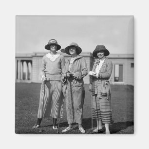 Aimant Hitting the Links in Style : 1923