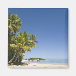 Aimant Îles Cook, Aitutaki. Tour en canoë polynésien vers