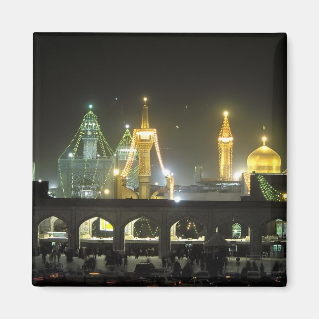 Aimant Imam Reza Shrine Complex la nuit, Mashhad, (Devant)