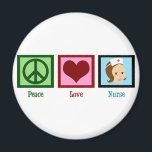 Aimant Infirmière Peace Love<br><div class="desc">Un beau cadeau pour un R.N.</div>