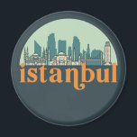 Aimant Istanbul Turquie Vintage City Skyline Ville Art<br><div class="desc">Design urbain vintage et rétro avec une belle skyline, attraction touristique et art urbain. gratte-ciel Cool et silhouette de construction merchandises pour touristes et voyageurs. Parfait comme souvenir à rapporter à la maison lorsque vous voyagez dans le monde entier. Enregistrez la mémoire de votre voyage et de vos vacances en...</div>