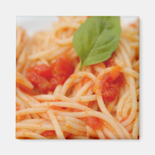 Aimant Italie, Orta, lac d'Orta, spaghetti avec tomate