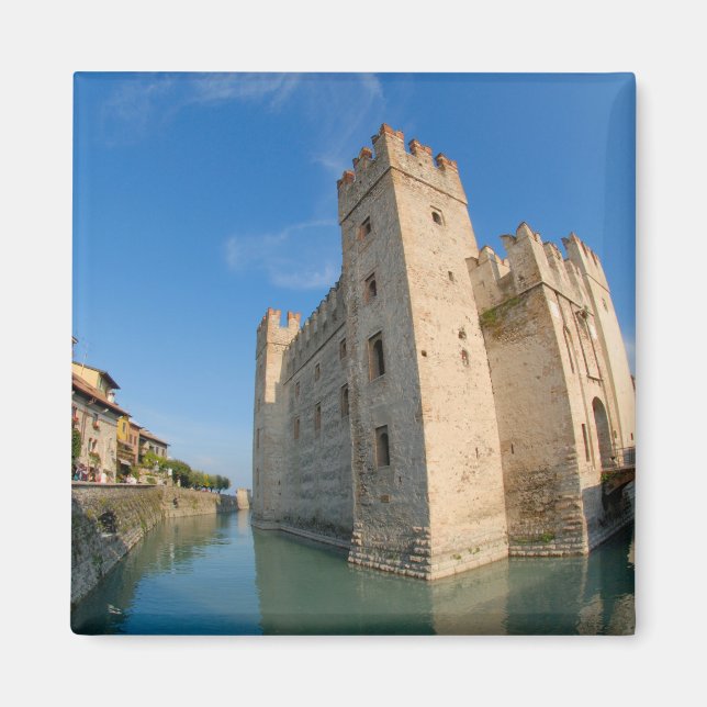 Aimant Italie, Sirmione, lac de Garde, le Scaliger (Devant)