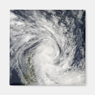 Aimant Jade tropical de tempête venant à terre au-dessu