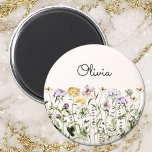 Aimant Jardin Fleur sauvage de l'aquarelle monogramme<br><div class="desc">Apportez une touche de beauté naturelle dans votre espace grâce à notre Magnet Jardin Fleur sauvage. Découvrez une délicieuse collection de fleurs colorées qui apportera le charme de la nature à l'intérieur. Vous pouvez le personnaliser en ajoutant votre nom. Un cadeau pour les amoureux de la nature et des fleurs....</div>