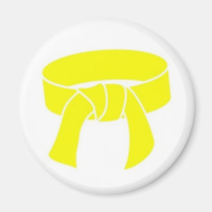 Aimant jaune de ceinture d'arts martiaux