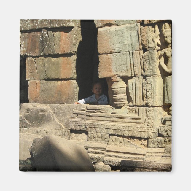 Aimant Jouer dans les ruines ... Ta Prohm, Cambodge (Devant)