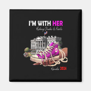 Aimant Kamala Harris 2024 I'm With Her Rocking Chucks &am