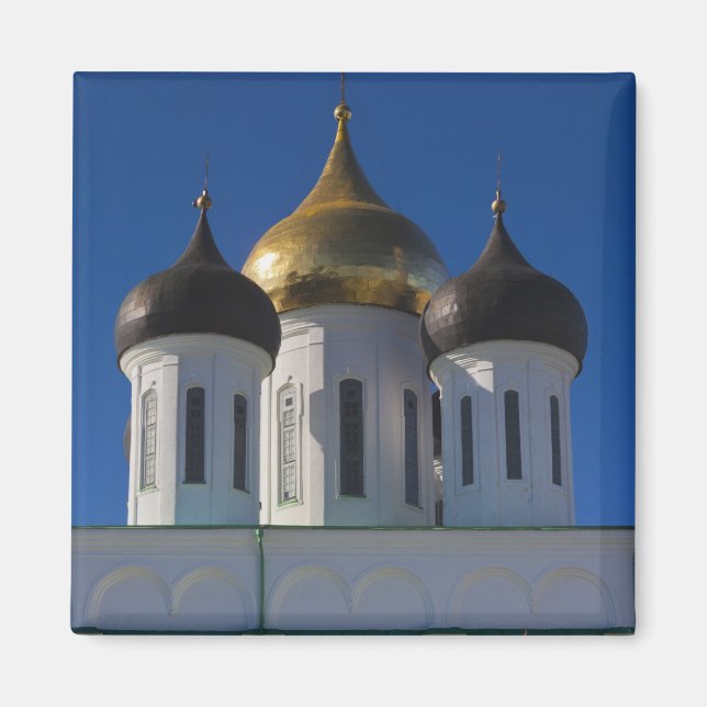 Aimant Kremlin de Pskov et cathédrale de la Trinité (Devant)