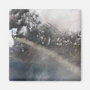 Aimant La cendre et la vapeur continuent de se soulever