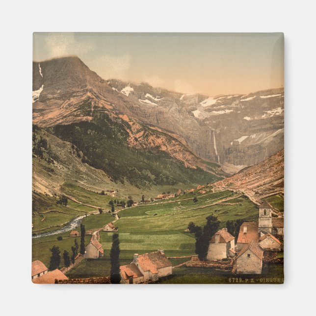 Aimant La Cirque de Gavarnie, Pyrénées, France (Devant)