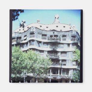 Aimant La Pedrera ou Casa Mila, 1905-10