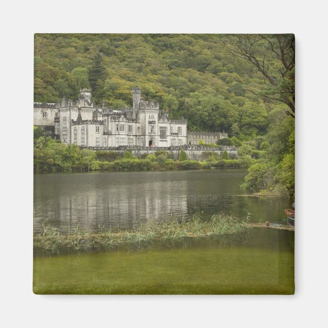 Aimant L'abbaye de Kylemore, comté de Galway, Irlande, (Devant)