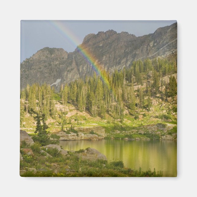 Aimant Lac Cecret avec arc-en-ciel sur Devil's Castle, (Devant)