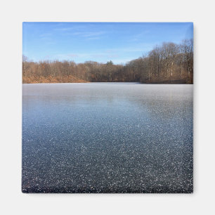 Aimant lac gelé comme des étoiles