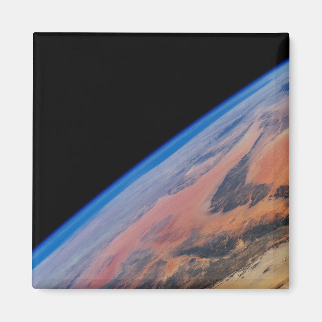 Aimant L'Afrique Du Nord Et Le Vaste Désert Libyen. (Devant)