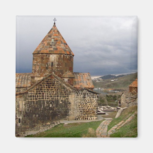 Aimant L'ancien monastère de Sevanavank (Devant)