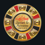 Aimant Las Vegas VIP Red Gold Black Casino Chip Favoriser<br><div class="desc">Si vous êtes Doing It In Vegas ou que vous avez un mariage ou une réception à thème Las Vegas, ces magnets de jetons de casino noir, or & rouge font les faveurs de mariage parfaites! Des invitations de mariage assorties, des cartes de date, des cartes RSVP, des décalcomanies d'enveloppe...</div>