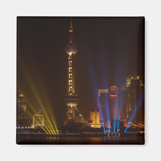Aimant Le Bund (front de mer) à Shanghai. Regard (Devant)
