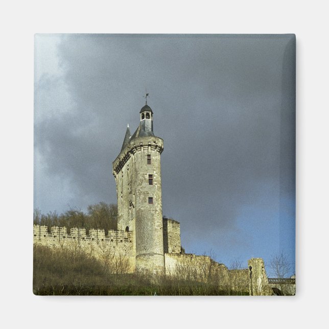 Aimant Le château de Chinon est sur une colline (Devant)