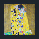 Aimant Le Kiss, Gustav Klimt<br><div class="desc">Gustav Klimt (14 juillet 1862 - 6 février 1918) était un peintre symboliste autrichien et l'un des membres les plus en vue du mouvement de la sécession de Vienne. Klimt est réputé pour ses peintures, peintures murales, croquis et autres objets d'art. Outre ses oeuvres figuratives, qui comprennent des allégories et...</div>