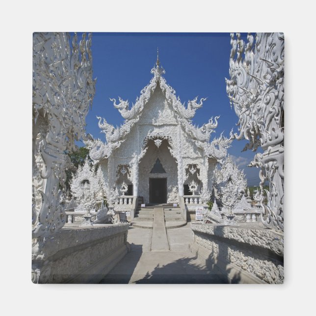 Aimant Le nouveau temple tout blanc de Wat Rong Khun à (Devant)
