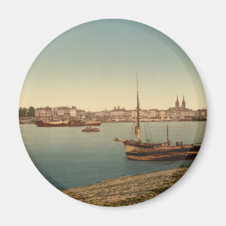 Aimant Le Port, Bordeaux, France