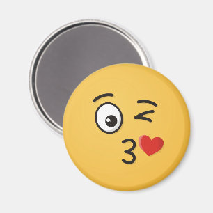 Aimant Le visage Jetant un baiser