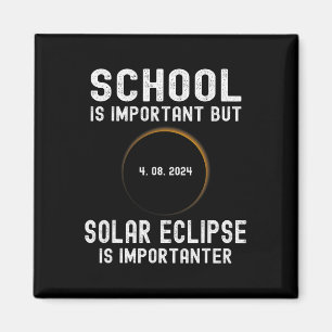 Aimant L'École Est Importante, Mais L'Éclipse Solaire Est