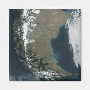 Aimant Les Andes rugueuses et enneigées