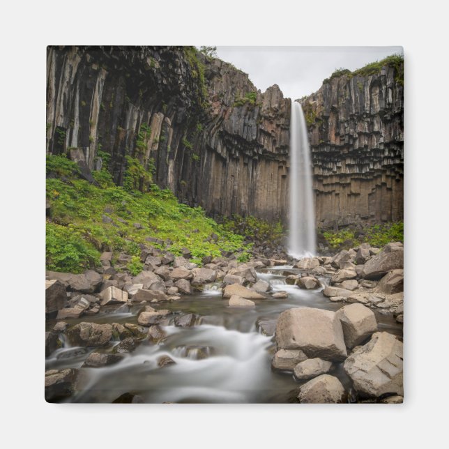 Aimant Les cascades | Cascade de Svartifoss, Islande du S (Devant)