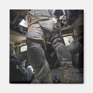 Aimant Les marins apprennent des procédures de convoi