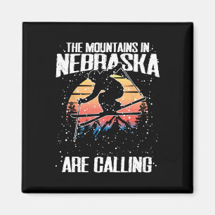Aimant Les Montagnes Du Nebraska Appelent Le Ski Drôle