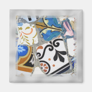 Aimant Les mosaïques de Gaudi à Barcelone