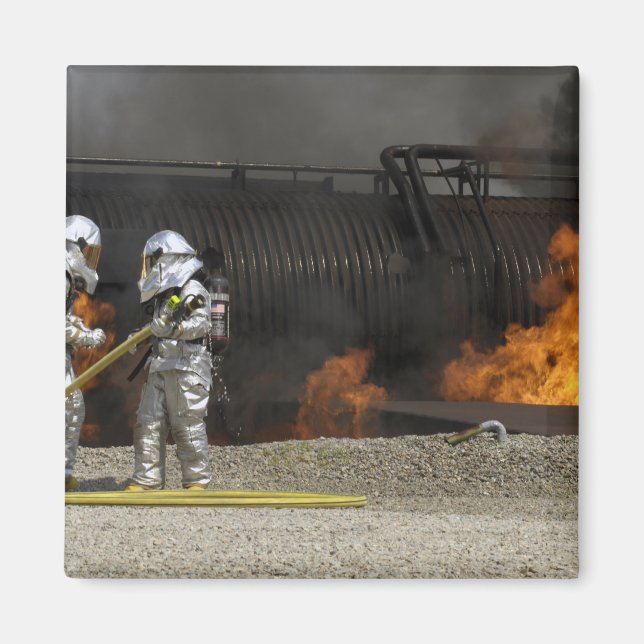 Aimant Les pompiers neutralisent un feu (Devant)