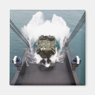 Aimant Les véhicules d'assaut amphibie débarquent d'USN