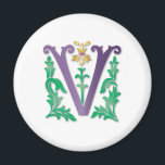 Aimant Lettre V Monogramme<br><div class="desc">Nous avons tout l'alphabet dans l'élégance fleur-de-lis et dans chaque couleur que vous pouvez imaginer! Du rouge A au violet Z, nous avons tellement de choix que vous êtes sûr de trouver exactement ce dont vous avez besoin. Déplacez l'image, dimensionnez-la vers le haut ou vers le bas et, comme toujours,...</div>