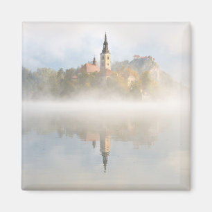 Aimant Lever de soleil de Foggy au lac Bled