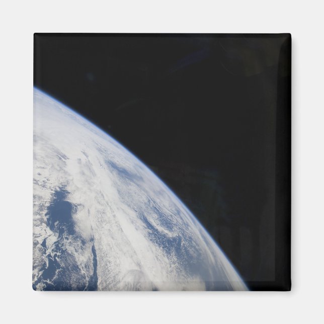 Aimant L'horizon terrestre et la noirceur de l'espace (Devant)