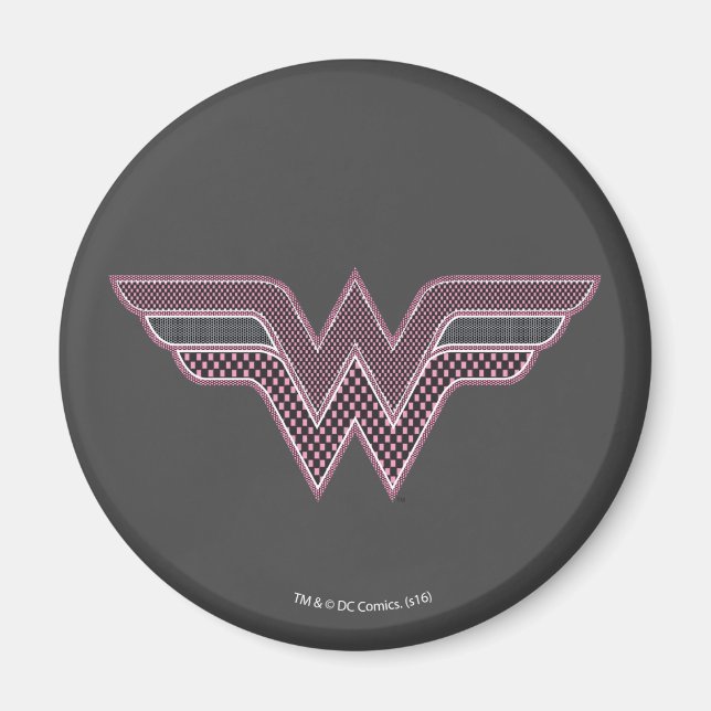 Aimant Logo Wonder Woman rose and Black Checker Mesh (Devant)