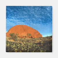 Lueur rouge de la célèbre Ayers Rock dans l'Outbac