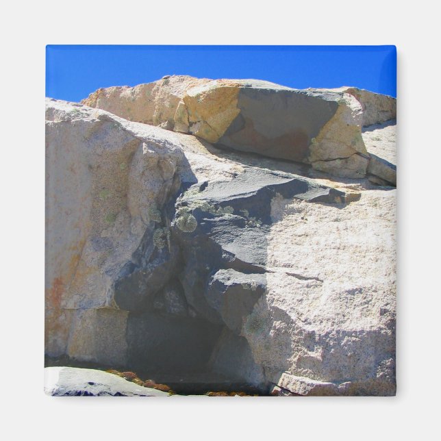 Aimant Magnat de géologie de dike de Basalt (Devant)