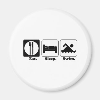 Aimant manger dormir nager