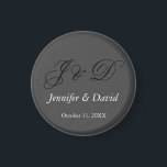 Aimant Mariage de script de calligraphie attrayant<br><div class="desc">Design moderne minimaliste clair. Elles sont toutes simples,  modernes,  attrayantes.</div>
