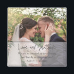 Aimant Mariage Love Gratitude Photo Merci<br><div class="desc">Amour et gratitude mariage merci magnets avec votre photo préférée de jour de mariage,  votre message et vos noms.</div>