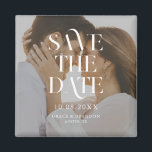 Aimant Mariage photo minimal moderne chic Enregistrer la<br><div class="desc">Mariage moderne minimal enregistrez la magnétophone date avec élégante typographie chic et votre photo personnalisée.</div>