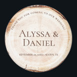 Aimant Mariage Russe Bois Coupé Grain Personnalisé<br><div class="desc">Voici notre Rustic Mariage Wood Cut Grain Custom Magnet, inspiré par le charme et la beauté naturelle des dalles de bois communément vues chez les mariages rustiques romantiques. Ce souvenir magnétique rond est conçu pour imiter une tranche de bois, présenter les anneaux d'arbres complexes et ajouter une touche d'élégance rustique...</div>