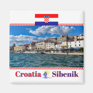 Aimant Marina de la ville de Sibenik en Croatie, voyage