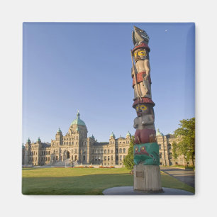 Aimant Mât totem sur l'édifice du Parlement à